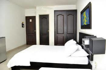 Plazuela San Ignacio 3* Medellín